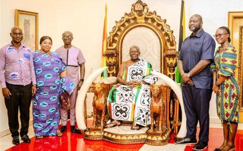 SHCL MD Pays Courtesy Call on Otumfuo Osei Tutu II at Manhyia Palace. 